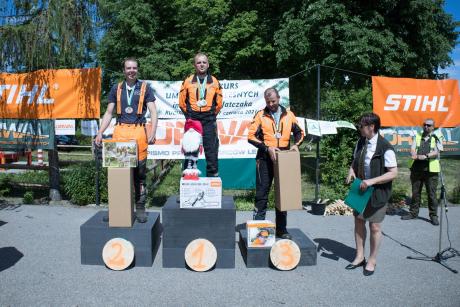Leśnicy RDLP Olsztyn z medalami zawodów drwali