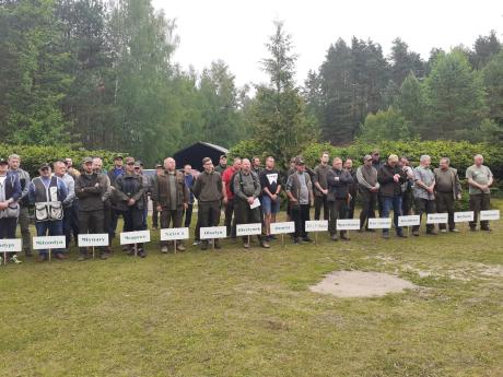 Najlepsi strzelcy wśród leśników